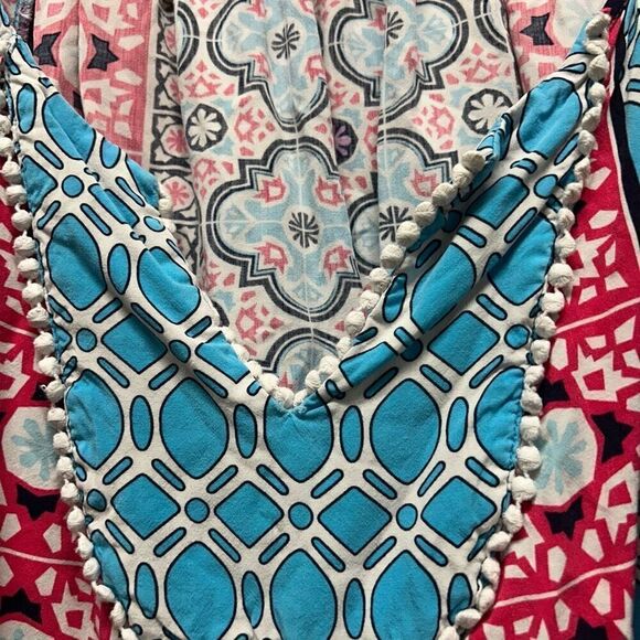 Crown & Ivy Women’s Red Blue V Neck Floral 3/4 Sleeve Top Size 2X - Picture 5 of 15